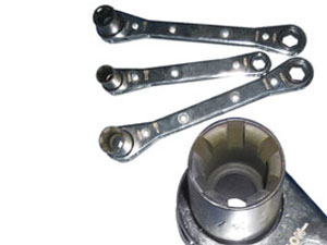 Six-Wing Collar Removal Tools